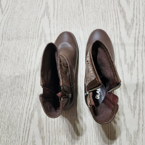 【sigmanet家庭百貨】近全新GLAMOR女用短靴咖啡色