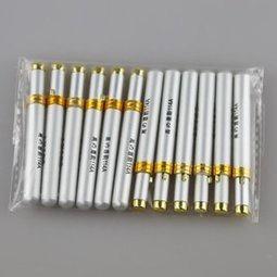 ??拉拉Lala＇s 唇刷伸縮唇刷唇筆方便攜帶 伸縮化妝刷多款顏色隨機發貨