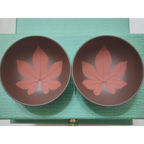 【澄韻堂】現貨全新正品、免運-台灣陶藝名家 張岳軒-全手工制-紫砂雙色楓葉杯(雙杯/附禮盒)