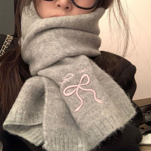 ??????｜日系可愛蝴蝶結圍巾冬季女新款氛圍感防寒保暖護頸針織圍脖刺繡
