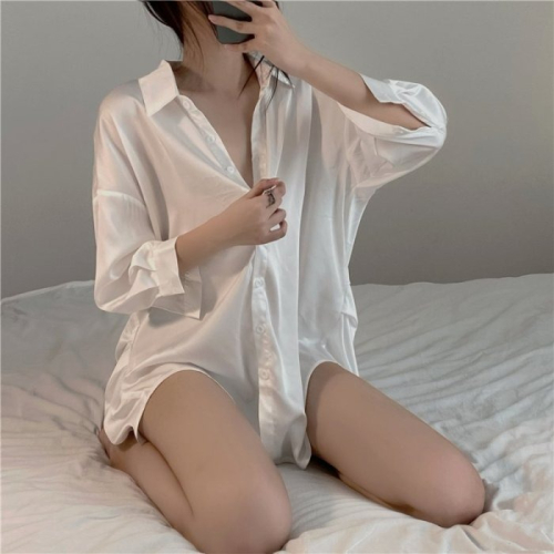在家也要可可愛愛的 撩男必備戰袍 透膚 慵懶寬鬆 長袖純白男友襯衫家居服 性感睡衣 寬版 素色 白色襯衫睡衣 男友風