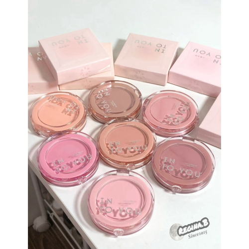 正品現貨✨INTO YOU 單色澎澎腮紅 四季色彩 枕頭 腮紅 貼膚粉霧提亮 心慕與你