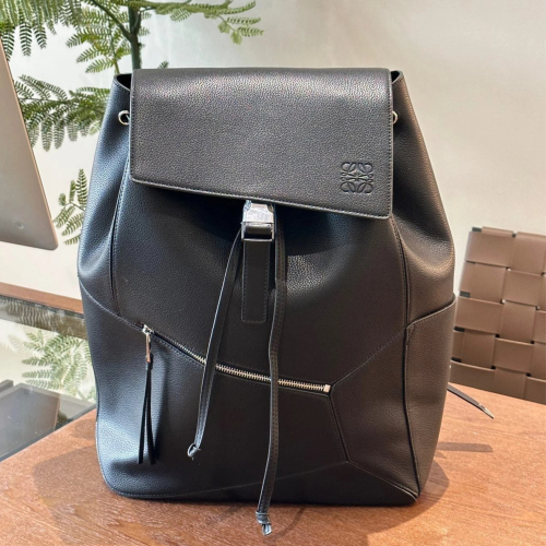 LOEWE羅意威雙肩包 puzzle背包 戶外旅行包 男生雙肩後背包 大容量通勤包 休閒運動包 商務出差筆電背包 牛皮電