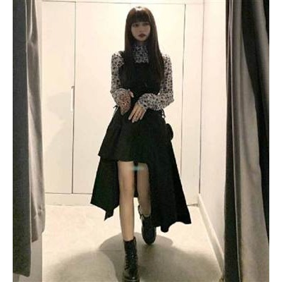 豹紋長袖T卹+暗黑吊帶不規則連衣裙兩件套