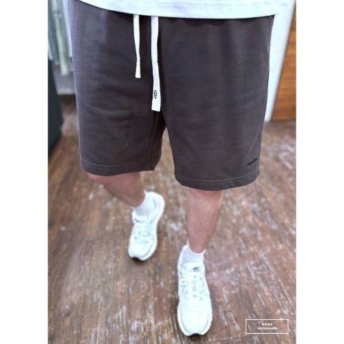 『新品上市』重磅FMWW橫線棉質短褲(NOF2404N6013)-灰咖