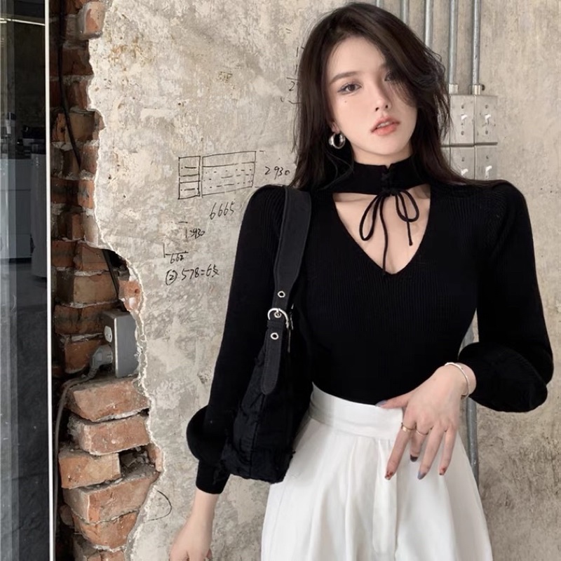 ❤️現貨在台，黑.白 性感 女神 夜店 泡泡袖 掛脖 設計感 針織 小眾 百搭 長袖 打底衫 上衣
