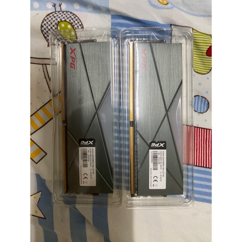 Kaiji Huang 的專屬賣場 威鋼d50 ddr4 8g*2