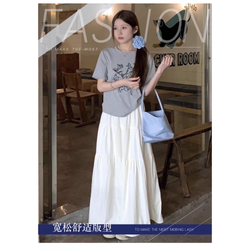 白色蛋糕孕婦裙