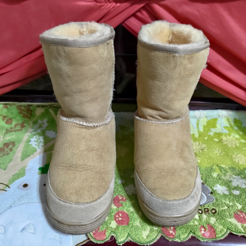 AUSSIE DOGS 美國買回 內刷長毛 厚底靴 真皮 W7=37-38號的鞋子 880