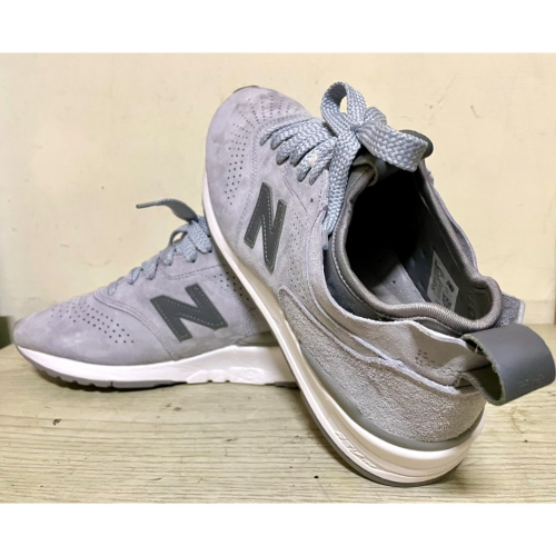 全新 New Balance M997DGR2 美國製 灰白麂皮 皮革襪套 REVLITE 超輕量復古慢跑鞋 運動鞋