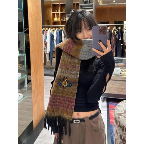 Vivienne Westwood 圍巾 土星羊駝毛橫條紋圍巾拼色披肩流蘇 彩星土星圍巾披肩 保暖舒適 顏色也太美了吧