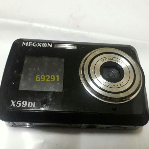MEGXON數位相機~送記憶卡和全新電池使用micro SD記憶卡功能正常，數位相機，相機，攝影機~MEGXON數位相機