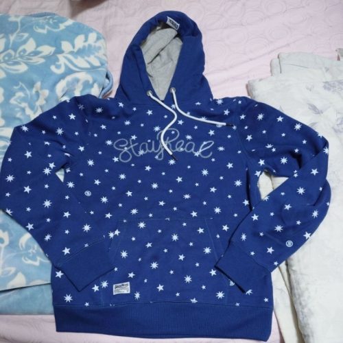 全新 Stayreal 燦爛星空帽T 黑標M 寬約50cm 身長約68cm；袖長約68公分