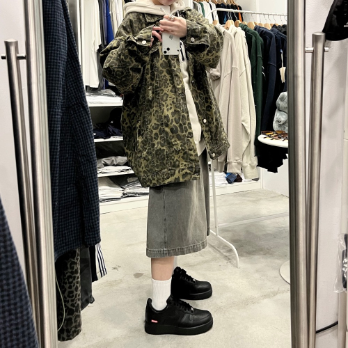 超大件破壞豹紋破壞丹寧襯衫外套 偏綠