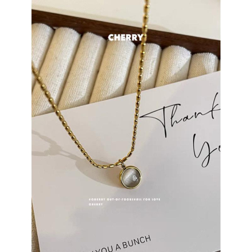 ʀᴏᴀɴɴᴀ_ᴋʀ仙女必入✨金色貓眼石鈦鋼項鍊精緻簡約時尚百搭鎖骨鏈高級感小眾氣質頸鏈