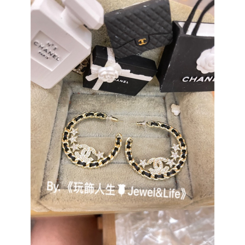 CHANEL 香奈兒 超美 黑色皮穿鍊 半圓 流星系列 水鑽 淡金色 二手 造型 耳環
