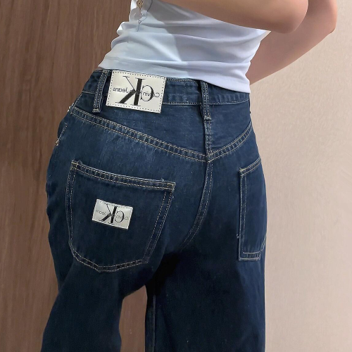 CK 牛仔褲 jennie同款ck舒適牛仔褲 直筒褲 微寬管褲 復古百搭 舒適休閒時尚 ✔️尺寸多無法一一記錄，下標