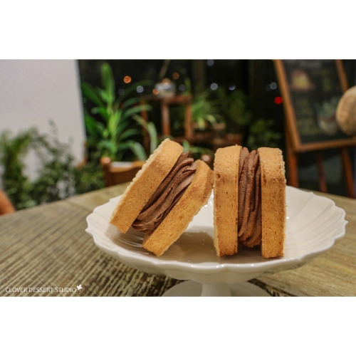 【苜與四葉】榛果巧克力達克瓦茲