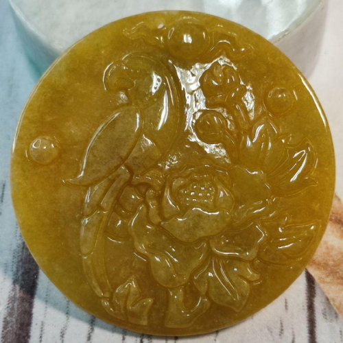 ?️富贵添喜?️天然緬甸玉 A貨翡翠-黃翡 精雕 鸚鵡 牡丹花 附證書 現貨實拍優惠特價【92jade 遇見善緣】