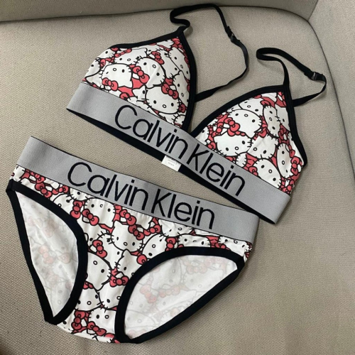Aurora 購物分享? Calvin Klein hellokitty 聯名CK女士三角杯無鋼圈舒適內衣套裝
