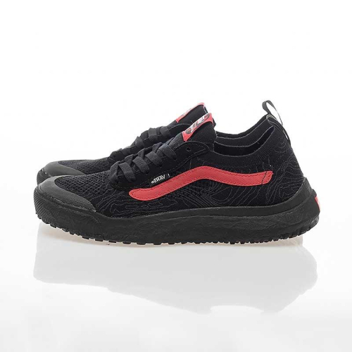 [unclev1966] Vans ULTRARANGE VR3 黑紅 輕量 透氣 機能 跑步 止滑 慢跑鞋