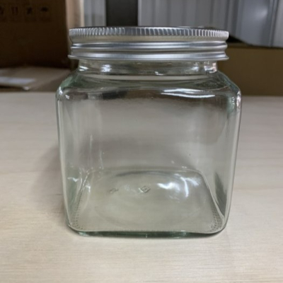 【嚴選SHOP】台灣製造 附蓋 600cc銀蓋寬口四方罐 收納罐 果醬瓶 醬菜瓶 玻璃瓶 玻璃罐 儲物罐【T048】瓶子