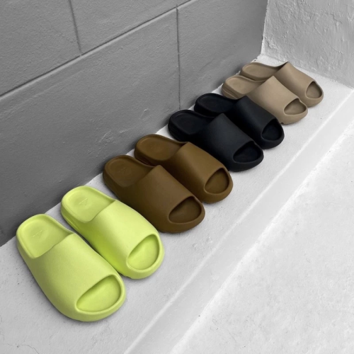 Adidas Yeezy slide by Kanye West 拖鞋骨白 黑色 米棕色 厚底拖鞋 男女鞋 FZ5897