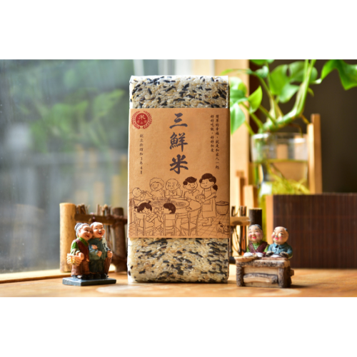 三鮮米：不煮菜也好吃的那種米。三鮮米，吃一口就懂。營養補給、健康維持的飲食好選擇