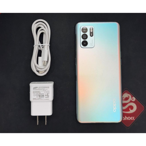 二手精品 OPPO Reno6z 高CP值5G手機 銀色 8/128G 9.5成新 無盒裝有附正廠配件 加贈保護貼及殼