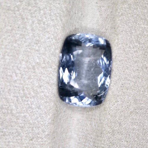 【艾爾莎寶石+】【附證】5.41ct 超特別灰紫藍色！高淨度火光強！天然無燒藍碧璽 Indigolite