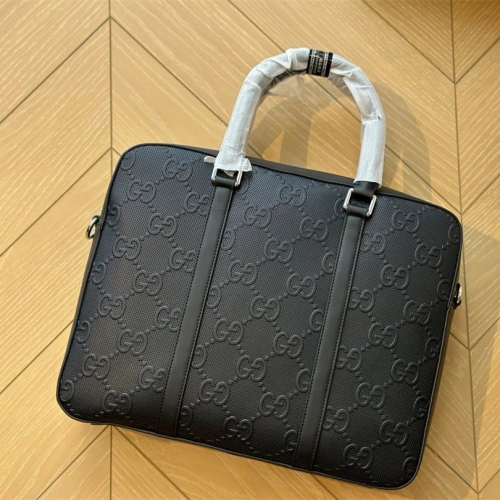 Gucci古馳公事包 男生包包 經典老花浮雕手提袋 公文包 商務包 休閒包 電腦包 斜背筆電背包 男士包包 大方包