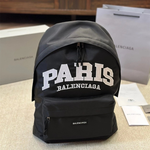 Balenciaga巴黎世家雙肩包 EXPLORER雙肩後背包 男女通用背包 尼龍布大容量旅行包 刺繡徽標字母包 休閒運