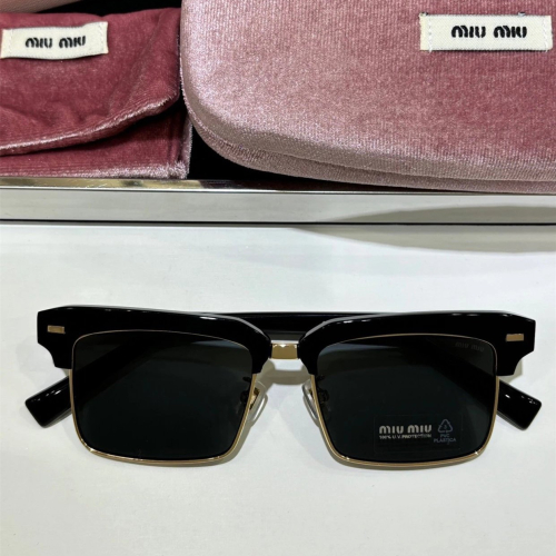 Miu Miu 時裝走秀款太陽眼鏡 金屬質感柔和 方框 男女明星同款適合佩戴方形墨鏡 54-17-140