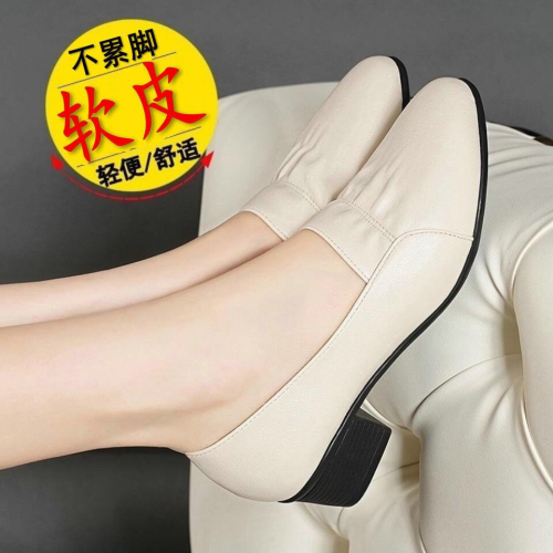 單鞋女2022新款真軟皮尖頭平底軟底不累腳粗跟黑色職業工作媽媽鞋