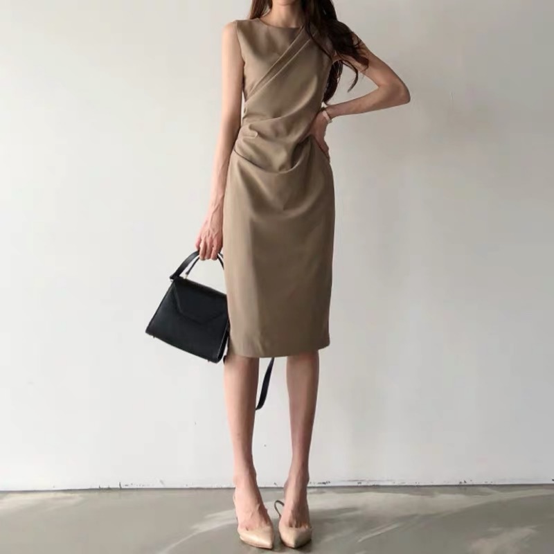 ❤️深棕.黑 赫本 正式 OL 秘書 法式 小眾 褶皺 修身 包臀 連衣裙 中長款 小心機 直筒 長裙