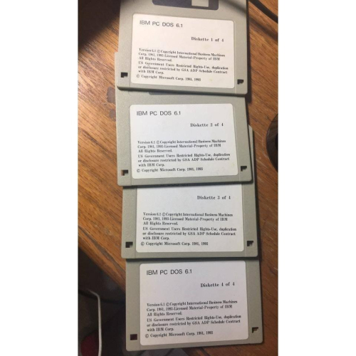 IBM PC DOS 6.1 原廠磁片 (收藏用)