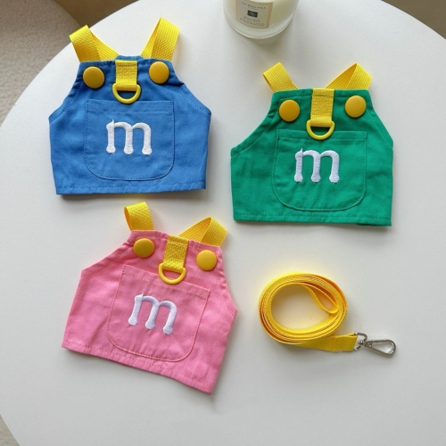 ♡【E06 預購】短版M字母刺繡背帶裙 MM風 可牽引背心 寵物背心 貓咪防掉毛背心 貓咪背心 狗狗夏天