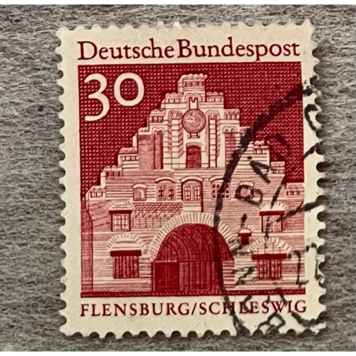 前西德??老郵票孤品珍貴1968年德國聯邦 30 芬尼弗倫斯堡Flensburg的北門Nordertor✨1968年
