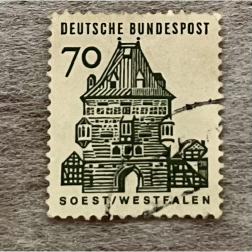 1968年發行 前 西德??Deutsche Bauwerke德國建築系列✨主題：歷史城門建築郵票✨是為紀念重要歷史建築