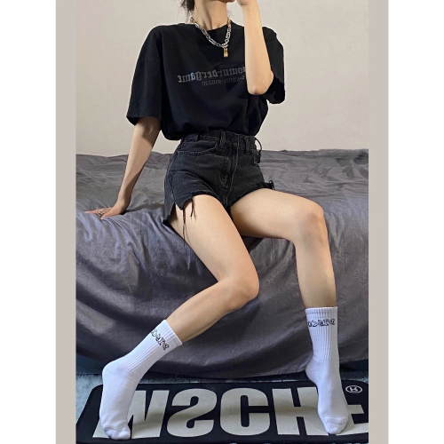 黑色美式超顯瘦高腰A字牛仔短褲