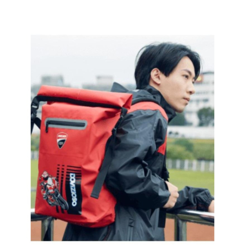 超商 7-11 MOTOGO 冠軍榮耀集點送 防水背包 18L 大容量 Rossi Honda Ducati