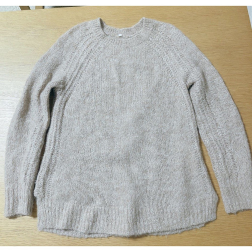 無印良品 粉杏色毛衣
