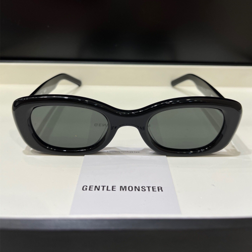 GM墨鏡 GENTLE MONSTER太陽鏡 ORACLE.S墨鏡 男女通用款墨鏡 韓版時尚百搭女生墨鏡 窄框小貓眼墨鏡