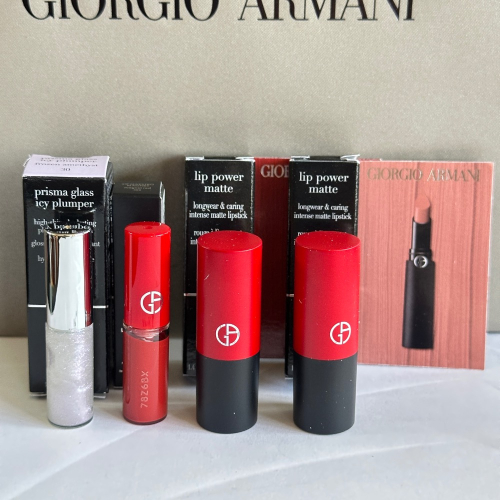 亞曼尼 Giorgio Armani 訂製晶潤豐唇蜜 #30 奢華柔紗訂製唇露 奢華柔紗訂製唇膏 111 400 精巧版
