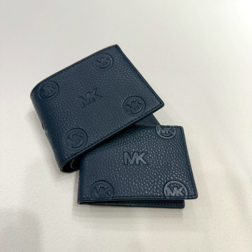 【MK｜全新】現貨 MICHAEL KORS 錢包 短夾 二合一 滿版 壓紋 卡片夾｜Little Bee 小蜜蜂精品