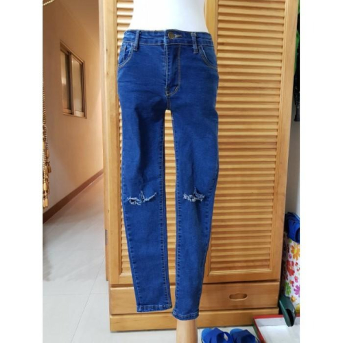 °☆ 珮齊精品舖 ☆° 藍色牛仔破褲