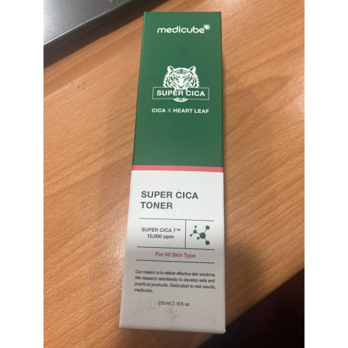 Medicube 積雪草修護化妝水210ml 效期 20250211