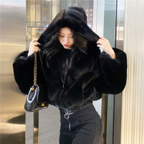 YAN台灣女裝現貨24小時出貨 熊寶寶外套 短板外套 熊外套 彩色方塊 ootd aifei tbt 可愛 保暖