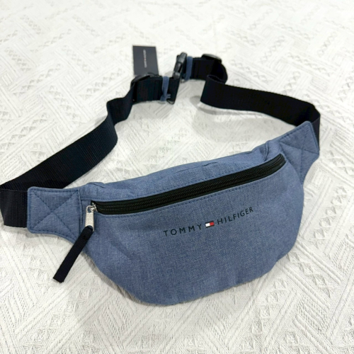 【湯米｜全新】現貨 TOMMY 包包 胸包 帆布 經典款 素色 腰包｜Little Bee 小蜜蜂精品