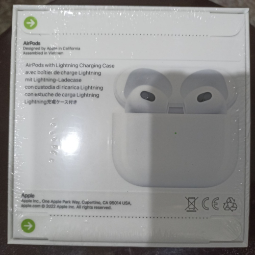 AirPods 3 Lightning